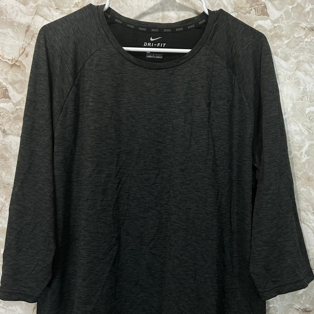 Nike Dri-FIT Training‎ Shirt Mens XL Gray Heathered Long Sleeve Top